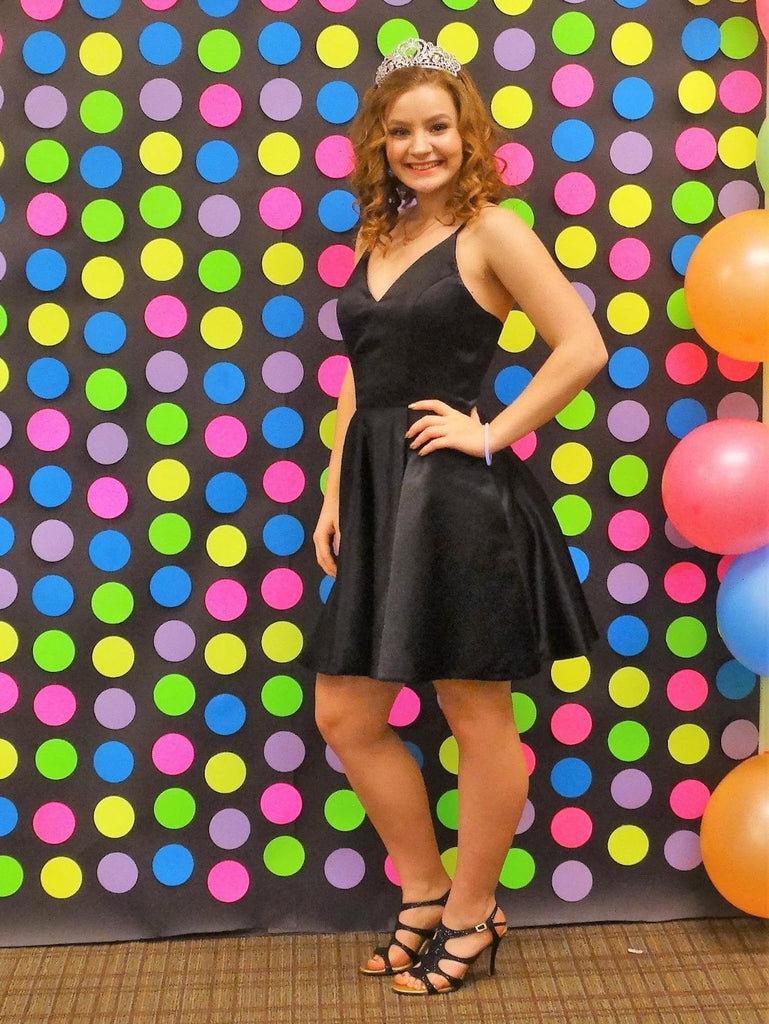 Customer Testimonials for a Short Homecoming Dress