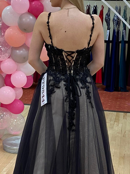 A Line Sweetheart Neck Black Lace Long Prom Dresses, Black Lace Formal Dresses, Black Evening Dresses SP3348