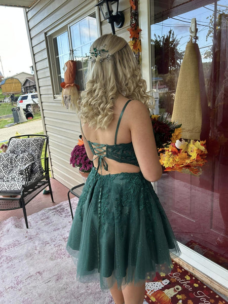 A Line V Neck Green Lace Short Prom Dresses, Green Lace Homecoming Dresses, Green Formal Graduation Evening Dresses SP3024