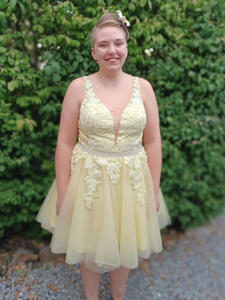 A Line V Neck Yellow Lace Prom Dresses with Belt, Short Yellow Lace Homecoming Dresses, Yellow Formal Graduation Evening Dresses SP3022 A Line V Neck Yellow Lace Prom Dresses with Belt, Short Yellow Lace Homecoming Dresses, Yellow Formal Graduation Evening Dresses SP3022
