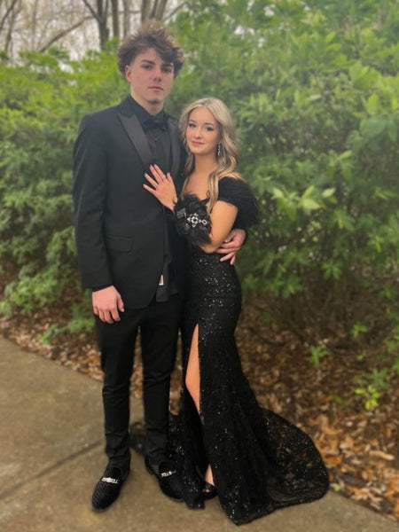 Off Shoulder Mermaid Black Lace Long Prom Dresses with Train, V Neck Black Lace Formal Evening Dresses with High Slit SP3048