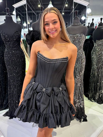 Strapless Layered Black Satin Short Prom Dresses with Beadings, Short Black Homecoming Dresses SP3038