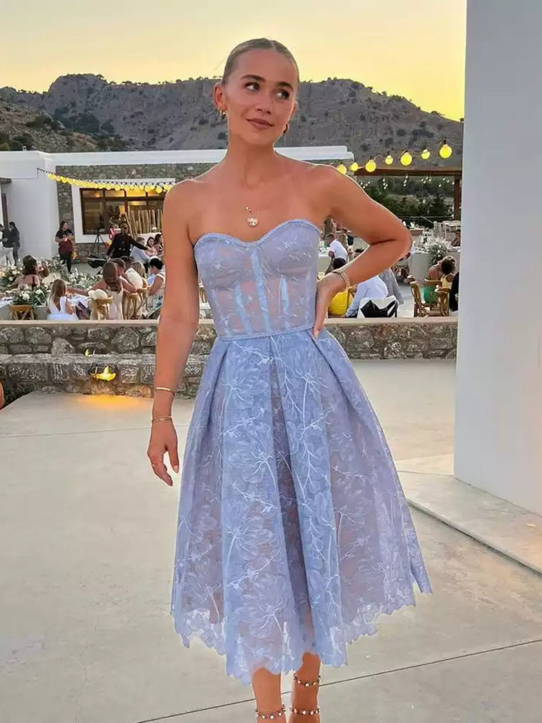 Sweetheart Neck Blue/White Lace Tea Length Prom Dresses, Strapless Blu Shiny Party Sweetheart Neck Blue/White Lace Tea Length Prom Dresses, Strapless Blu Shiny Party