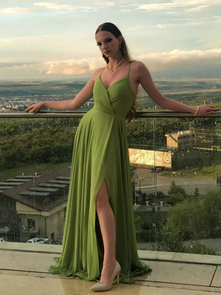 Women's V Neck Chiffon Bridesmaid Dresses with Slit Formal Evening Party  Dress for Wedding Mermaid Prom Dresses