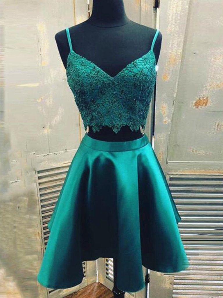 A Line V Neck Two Pieces Lace Green Short Prom Dresses Homecoming Dresses, Two Pieces Green Lace Formal Graduation Evening Dresses