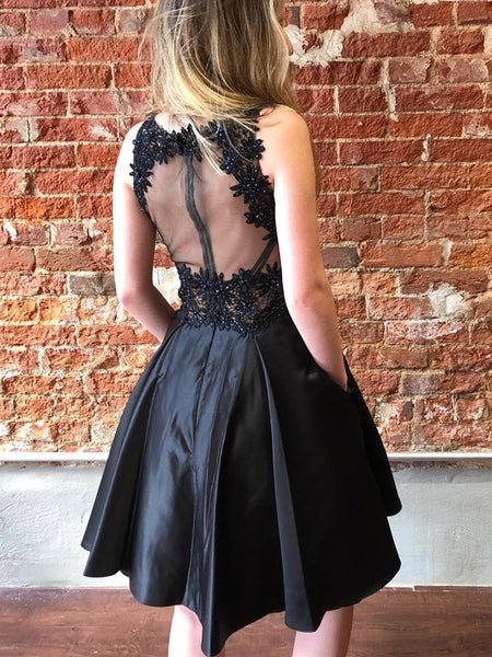 V Neck Beaded Black Short Prom Dresses with Lace Appliques, Black Floral Homecoming Dresses, Black Formal Evening Dresses SP2078